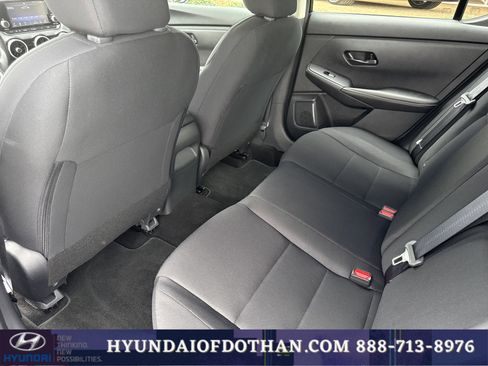 Used 2024 Nissan Sentra S image 11