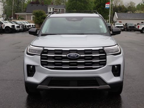 New 2026 Ford Explorer Active AWD/4WD image 16