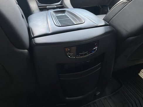 Used 2020 Cadillac Escalade Platinum AWD/4WD image 28