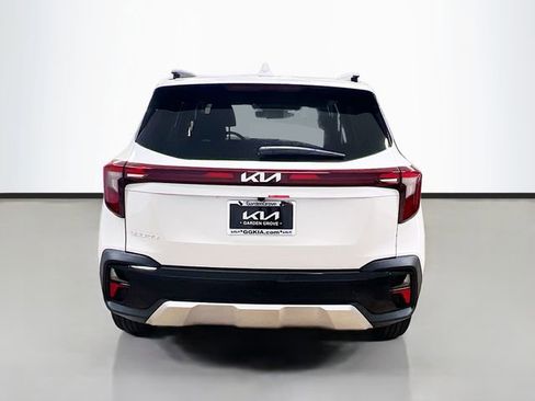 New 2026 Kia Seltos S image 6