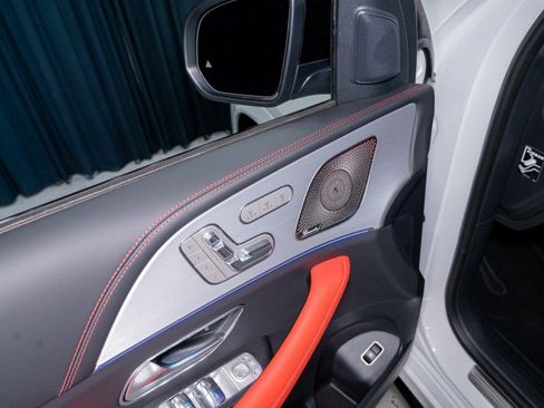 New 2025 Mercedes-Benz GLE 63 AMG S image 11