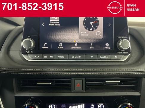 Certified 2023 Nissan Rogue SV image 19