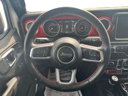Used 2023 Jeep Gladiator Rubicon w/ Cold Weather Group AWD/4WD image 23