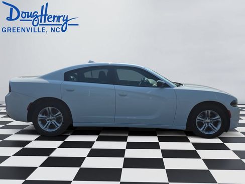 Used 2023 Dodge Charger SXT RWD image 6
