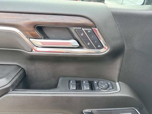 Used 2024 GMC Sierra 1500 SLT image 43