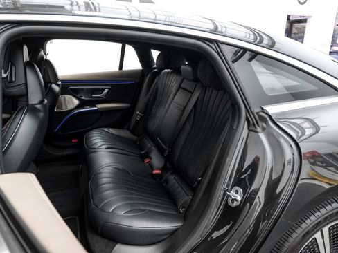 Used 2023 Mercedes-Benz EQS 450+ Sedan image 31