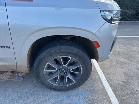 Used 2021 Chevrolet Suburban Z71 w/ Z71 Off-Road Package image 4