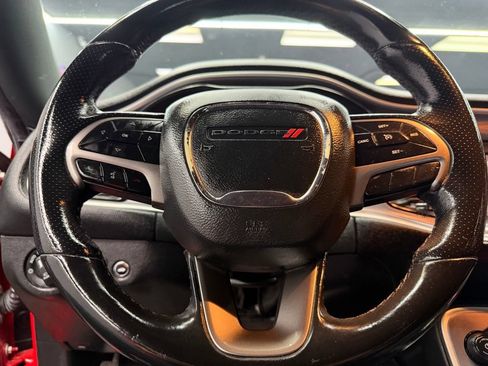 Used 2019 Dodge Challenger R/T RWD image 23