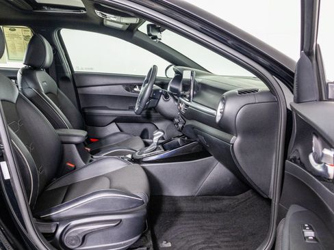Used 2024 Kia Forte GT-Line w/ GT-Line Premium Package FWD image 44