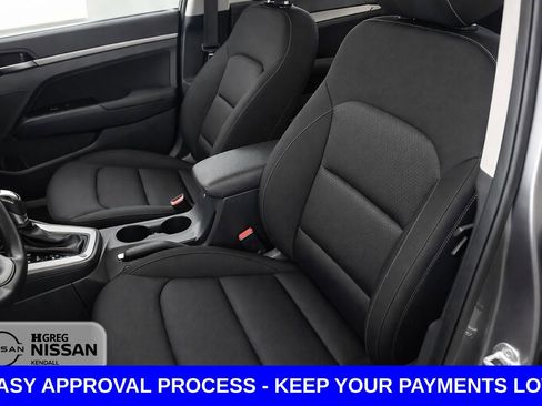 Used 2018 Hyundai Elantra Value Edition FWD image 10