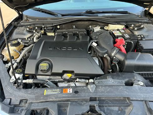 Used 2010 Lincoln MKZ FWD image 12