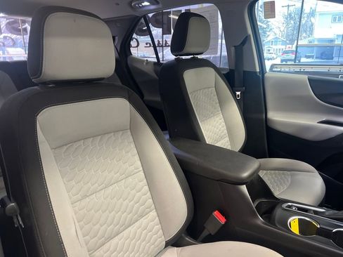 Used 2019 Chevrolet Equinox LT image 39
