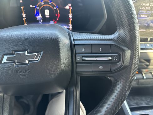 Used 2023 Chevrolet Colorado Trail Boss w/ LPO, Dark Essentials Package AWD/4WD image 15