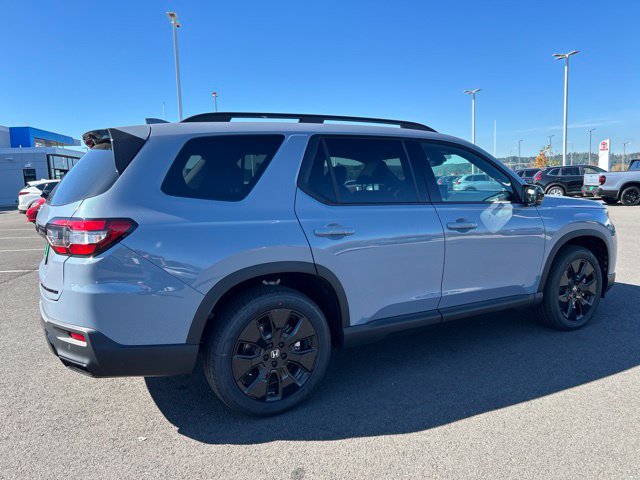 New 2026 Honda Pilot Black Edition image 5