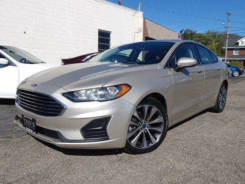 Used 2019 Ford Fusion SE image 38
