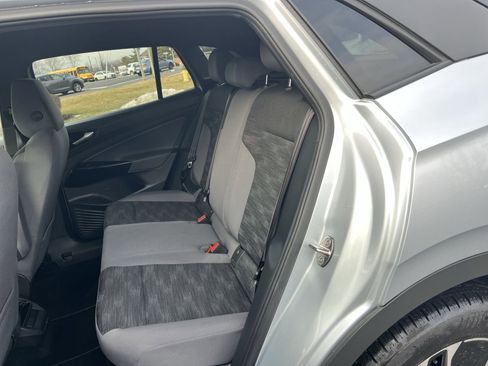 Used 2021 Volkswagen ID.4 Pro image 23