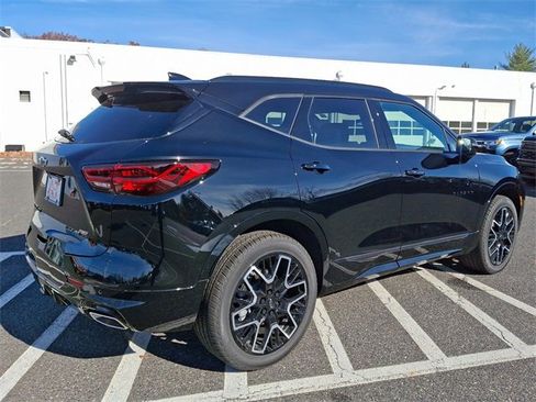 New 2025 Chevrolet Blazer RS w/ Driver Confidence II Package image 4
