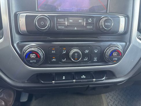 Used 2014 GMC Sierra 1500 SLE w/ SLE Value Package AWD/4WD image 29