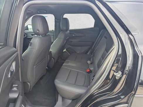 Used 2022 Chevrolet TrailBlazer RS w/ Convenience Package FWD image 17