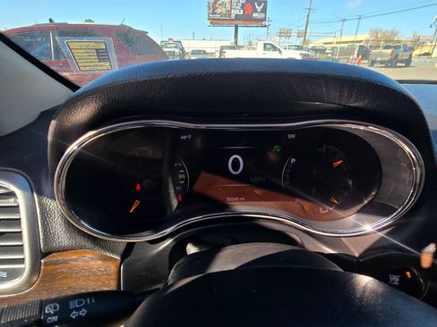 Used 2014 Jeep Grand Cherokee Laredo w/ Quick Order Package 23E image 16