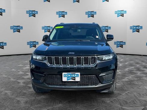 Certified 2023 Jeep Grand Cherokee Laredo w/ Luxury Tech Group I image 9