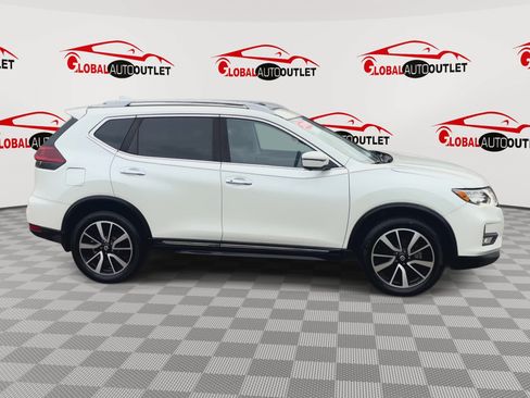 Used 2019 Nissan Rogue SL w/ Premium Package AWD/4WD image 9