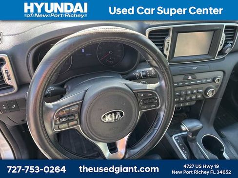 Used 2017 Kia Sportage EX w/ EX Premium Package image 12