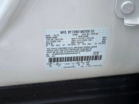 Certified 2022 Ford Explorer XLT w/ Equipment Group 202A AWD/4WD image 28