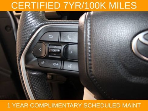 Used 2024 Toyota Tacoma TRD Off-Road AWD/4WD image 22