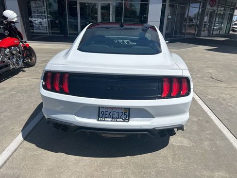 Used 2022 Ford Mustang GT Premium w/ Equipment Group 401A image 5