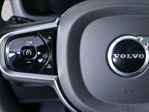 New 2026 Volvo XC90 T8 Ultra w/ Protection Package Premier AWD/4WD image 10