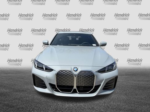 New 2026 BMW i4 eDrive40 w/ M Sport Package RWD image 3
