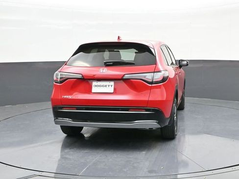 Used 2024 Honda HR-V EX-L image 11