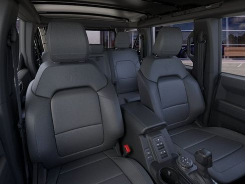 New 2025 Ford Bronco Badlands w/ Sasquatch Package AWD/4WD image 10