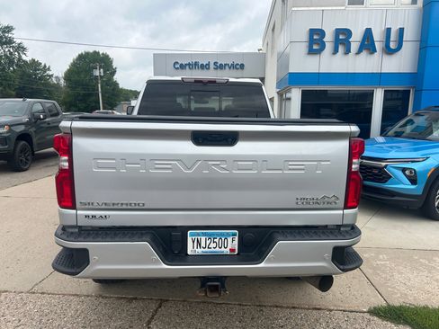 Used 2022 Chevrolet Silverado 3500 High Country image 7