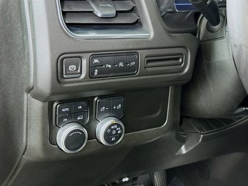 Used 2021 GMC Yukon SLT AWD/4WD image 19