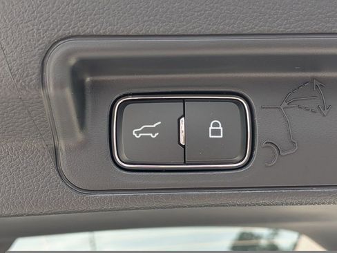 New 2026 Ford Explorer Active image 13