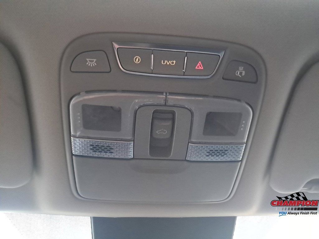 Used 2021 Kia Telluride S AWD/4WD image 32