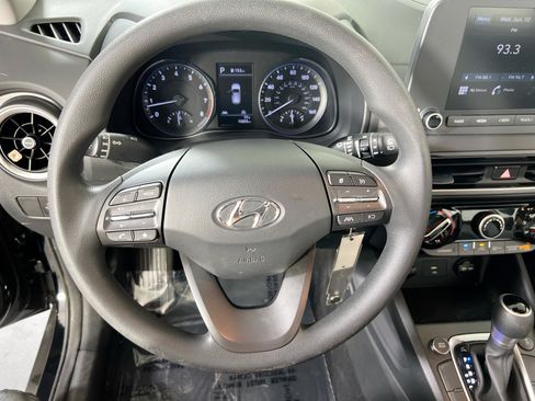 Used 2023 Hyundai Kona SE w/ Cargo Package AWD/4WD image 11
