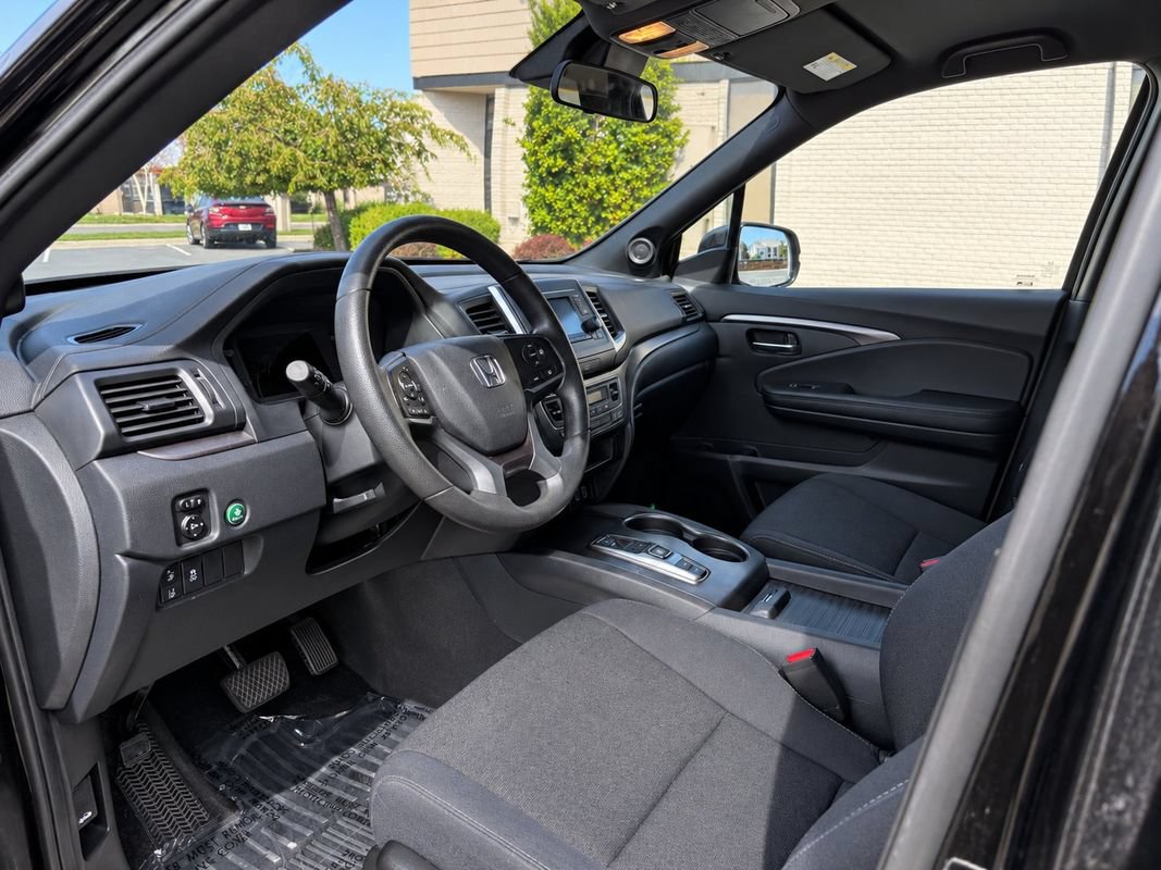 Used 2019 Honda Passport Sport image 9