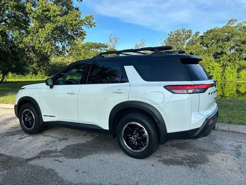 Used 2023 Nissan Pathfinder Rock Creek AWD/4WD image 3