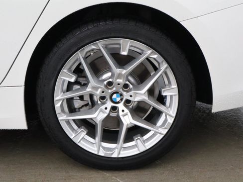 Used 2025 BMW 330i xDrive Sedan AWD/4WD image 8
