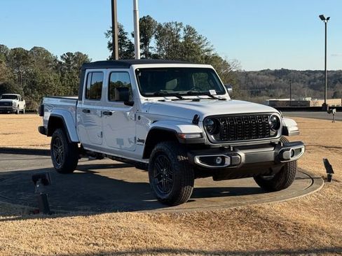 New 2026 Jeep Gladiator Sport AWD/4WD image 9