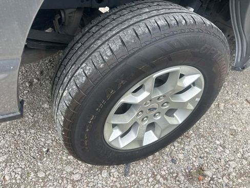 Used 2023 Ford F150 XLT image 40