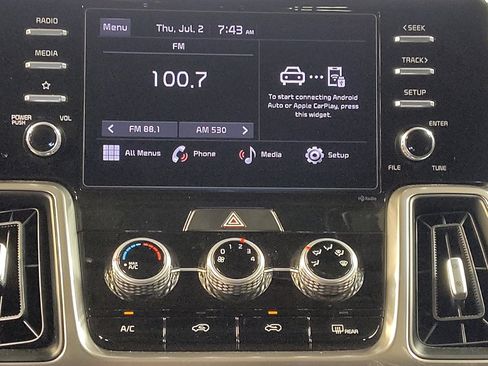Used 2023 Kia Sorento LX FWD image 25