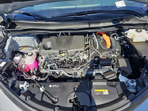 Used 2025 Toyota Sienna XSE AWD/4WD image 35