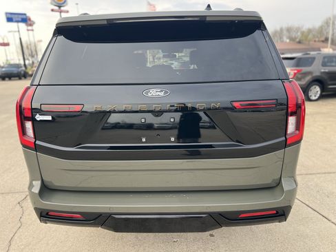 Used 2025 Ford Expedition Tremor image 7
