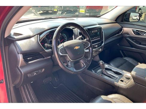Used 2019 Chevrolet Traverse LT w/ LPO, Blackout Package image 14