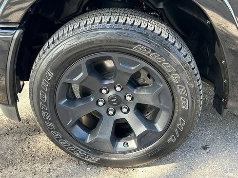Certified 2025 RAM 1500 Big Horn AWD/4WD image 36