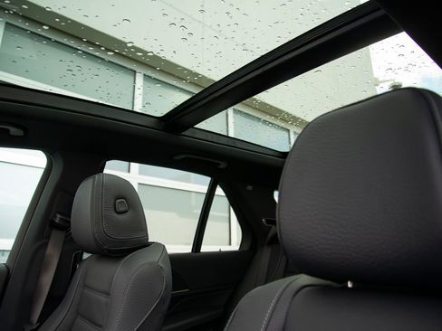 New 2026 Mercedes-Benz GLE 450 4MATIC image 12